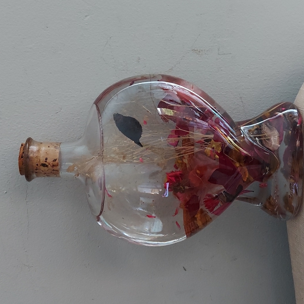 Vintage Dried Flowers Floating Oil Water Glass bottle Decor Art Ornament